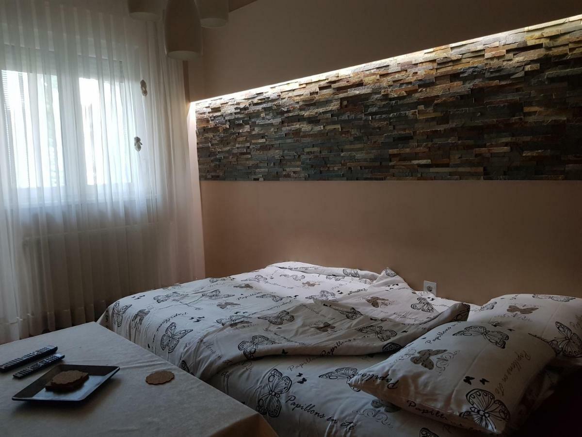 Ferienwohnung Hulk Vrsac Exterior foto