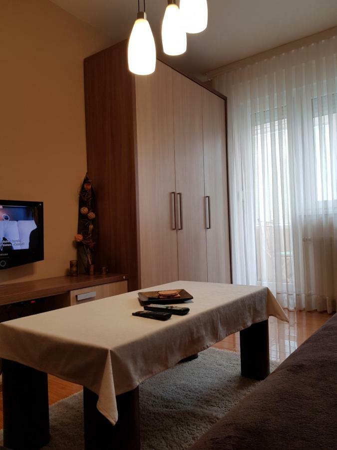 Ferienwohnung Hulk Vrsac Exterior foto